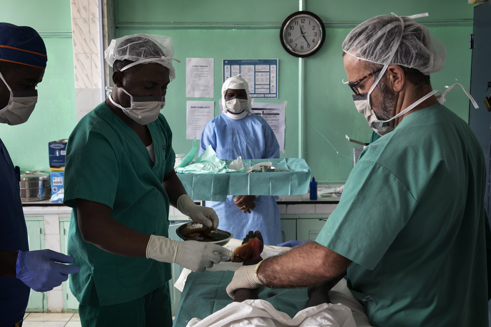 Médicos Sem Fronteiras é forçada a retirar suas equipes da região Noroeste de Camarões