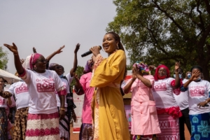 Outubro Rosa: aumentando a conscientização sobre o rastreamento do câncer de mama no Mali